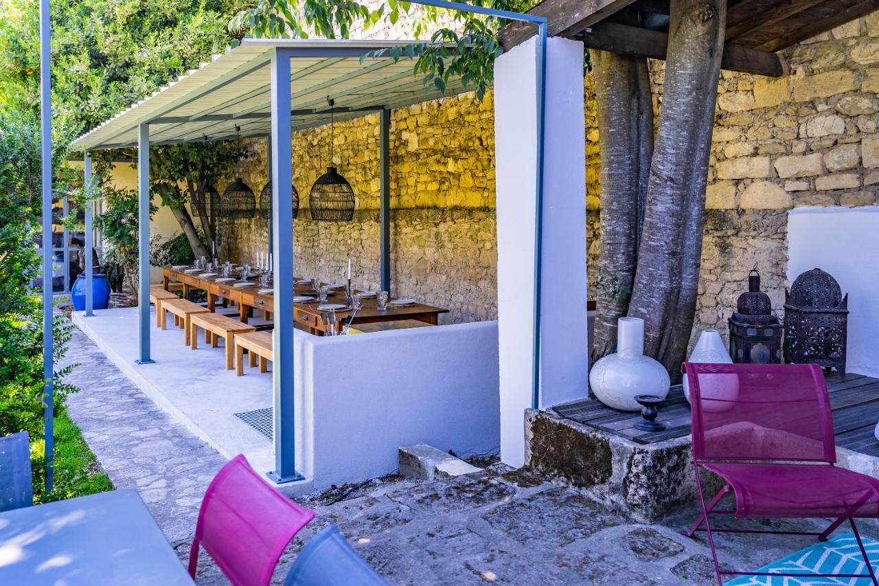Mas Bleu Villa Sommieres Bagian luar foto